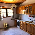 Nyaraló παραθαλάσσια στην παραλία κατακόλου