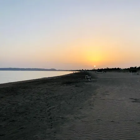 παραθαλάσσια στην παραλία κατακόλου *