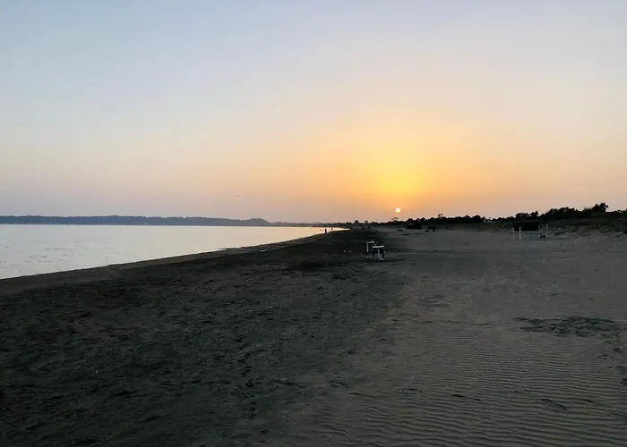 παραθαλάσσια στην παραλία κατακόλου *
